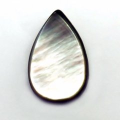 Forme goutte en nacre de Tahiti - 24 x 15 mm