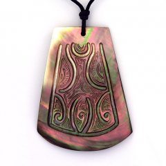 Pendentif en nacre de Tahiti et Collier en coton