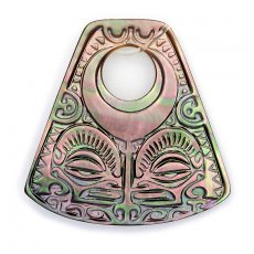 Pendentif Tiki en nacre de Tahiti